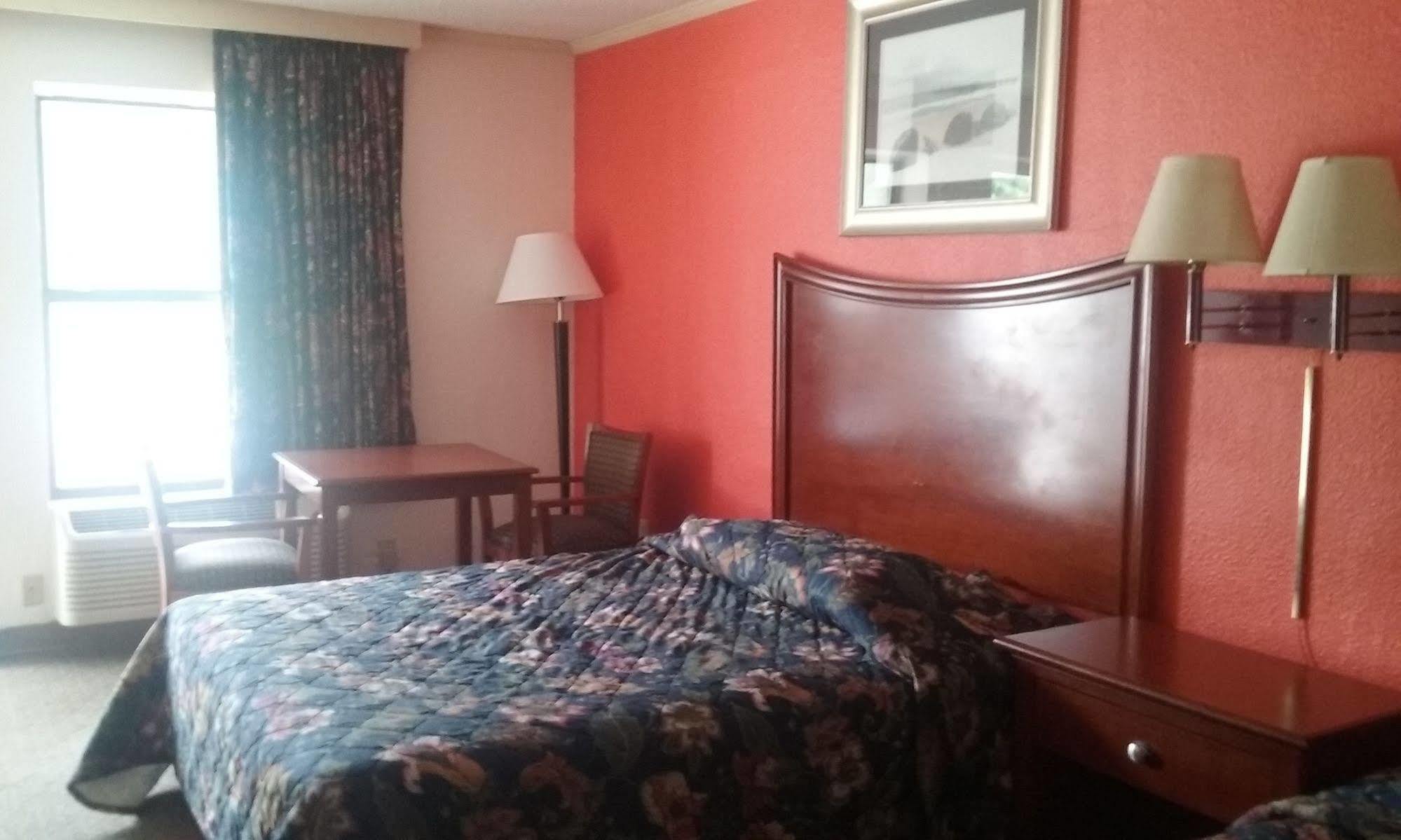 Best Inn Formerly Known As M Star Hotel Chickasaw Εξωτερικό φωτογραφία
